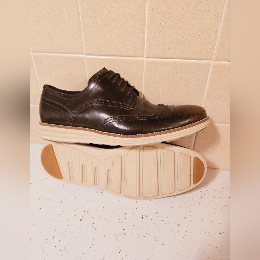 Men's Cole Haan OriginalGrand wingtip oxford - size 10.5